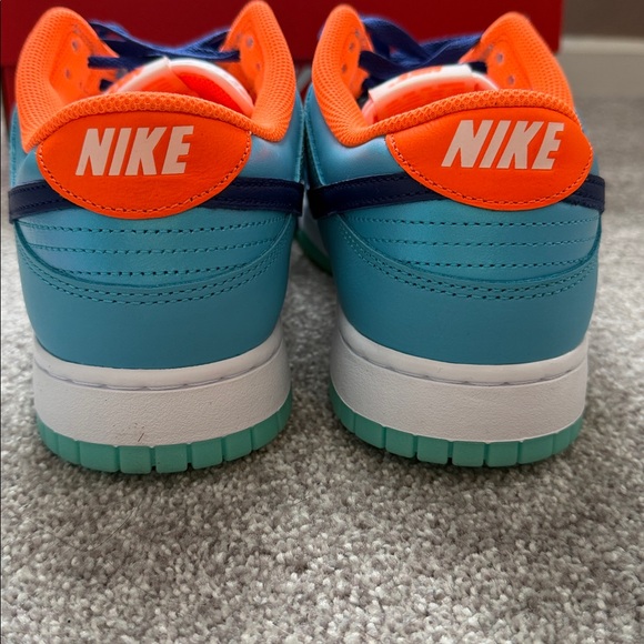 Nike Dunk Low SE - Picture 3 of 5